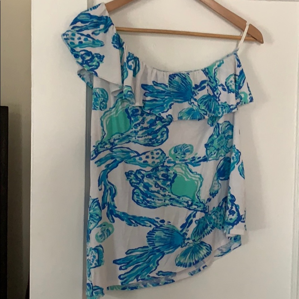 Lilly Pulitzer one shoulder shirt